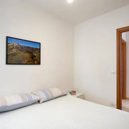 1 Bedroom Gorgeous In Isca Marina Lejlighed Badolato Marina