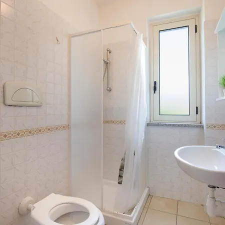 1 Bedroom Gorgeous In Isca Marina Διαμέρισμα